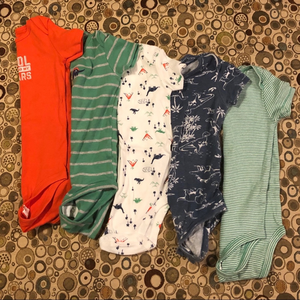 5 pack 12 month onesies